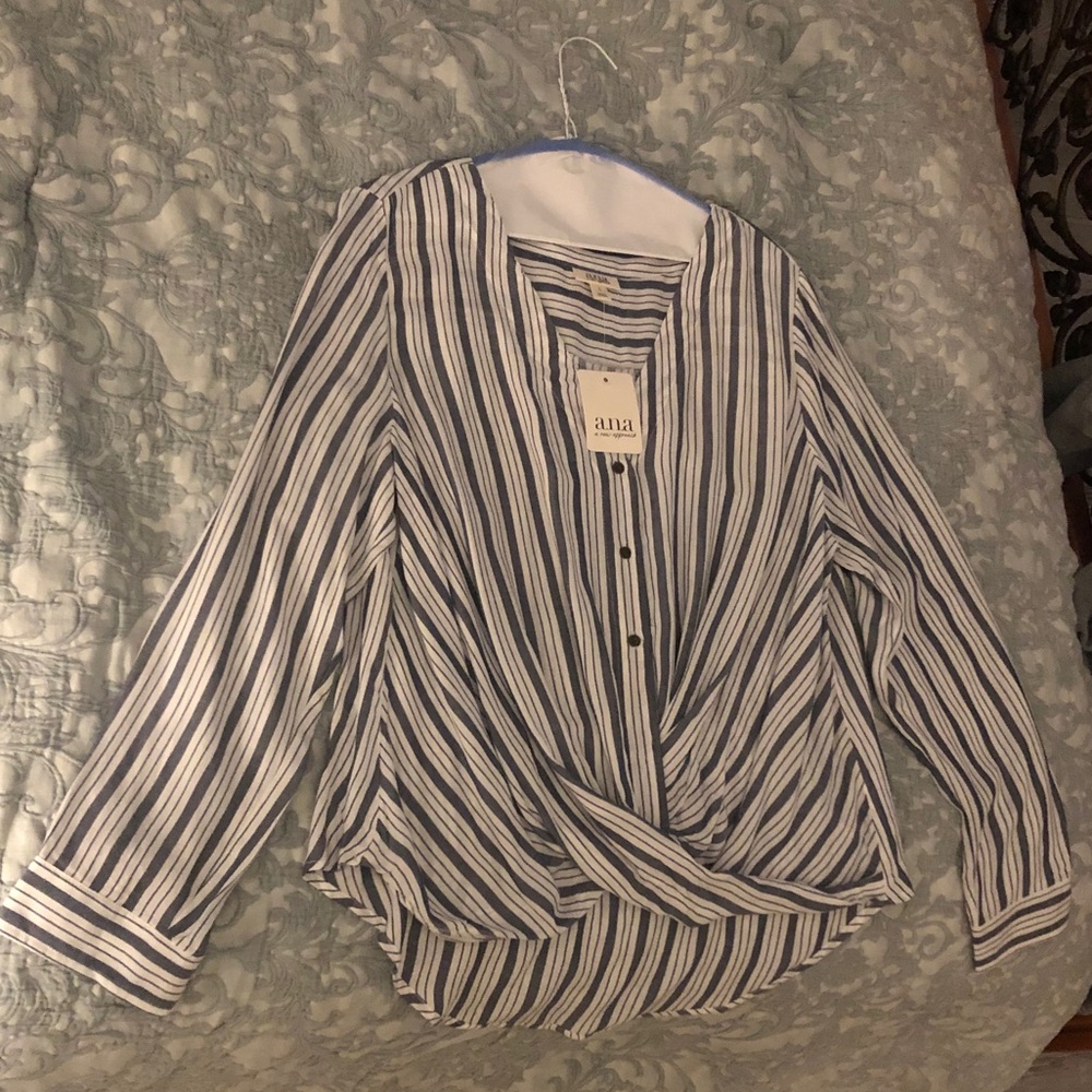 Anna Blouse - Picture 2 of 3